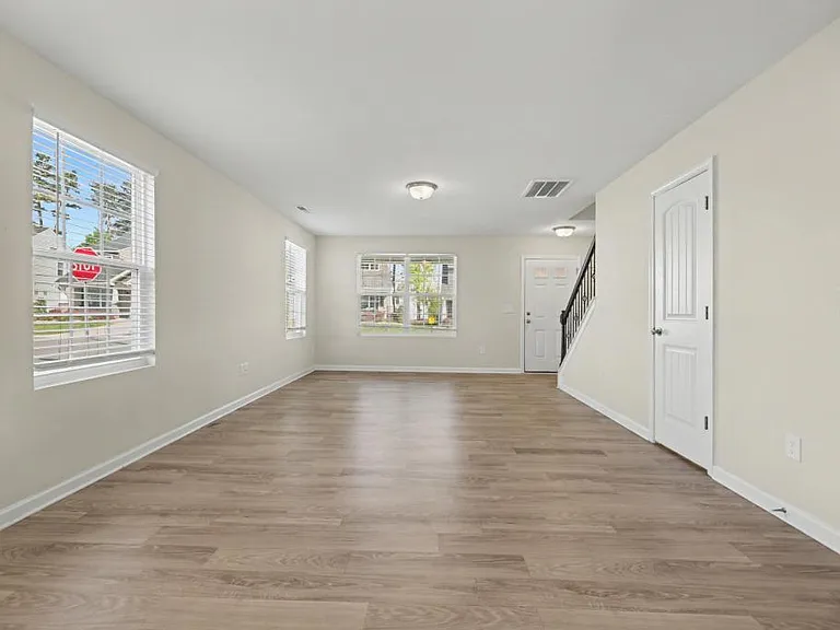 3874 Copperfield Ct — Photo 14