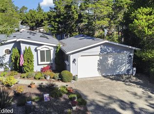 147 42nd Way, Florence, OR 97439