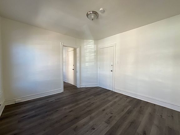 2nd image of 24 S 11th St Floor 2