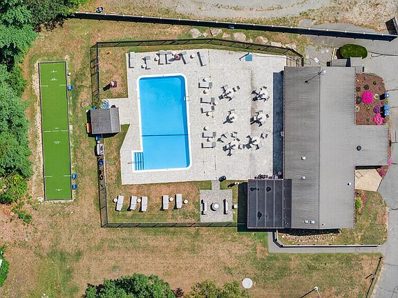 4th image of 59 Timber Ln