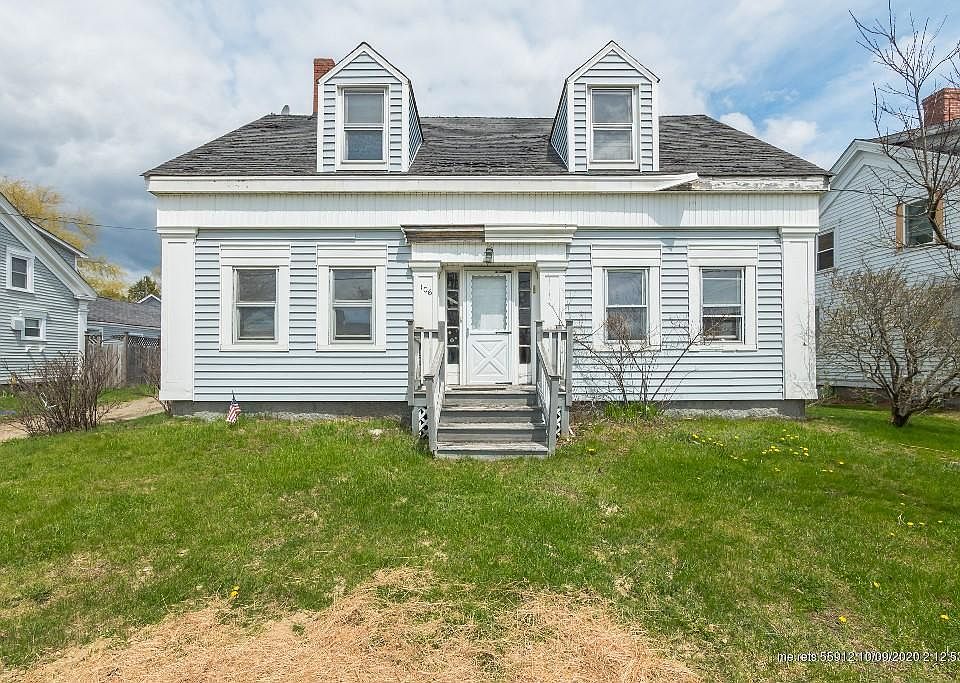 2nd image of 106 E Main St