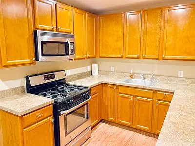 373 Heritage Ln — Photo 7