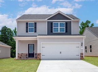 3410 Robindale Dr, Winston Salem, NC 27107