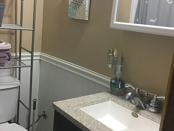 3rd image of 2706 Polk St NE #1