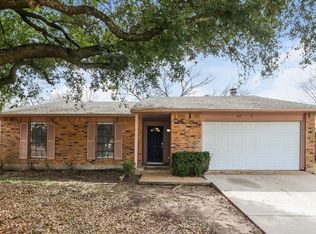 5011 Ridge Manor Dr, Houston, TX 77053