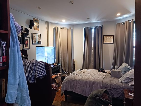 2nd image of 7526 15th Ave Floor 1