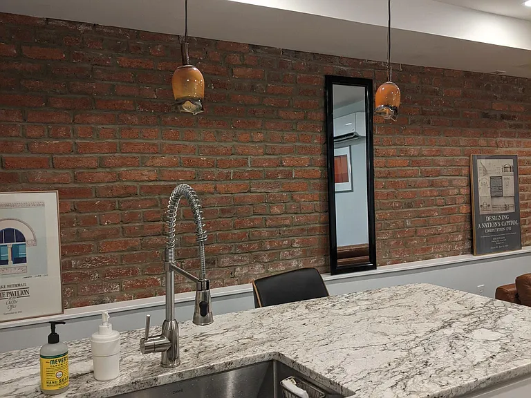1413 Potomac Ave SE #B — Photo 3