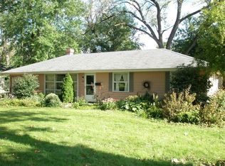 1937 Paddock Ln, Wheaton, IL 60187