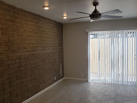 4th image of 4925 N 73rd St APT 2