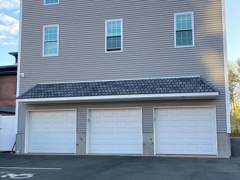 12 Trumbull St #14 — Photo 12