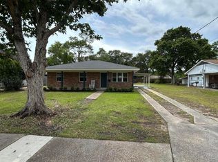 1004 Wilson Dr, Gulfport, MS 39507