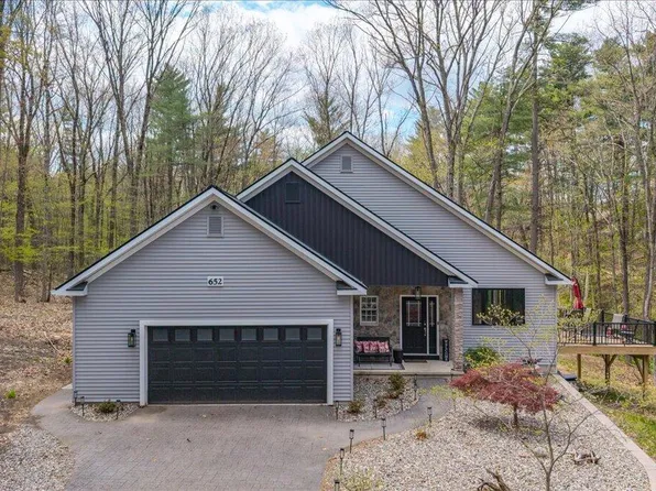 652 Bruno Road, Clifton Park, NY 12065