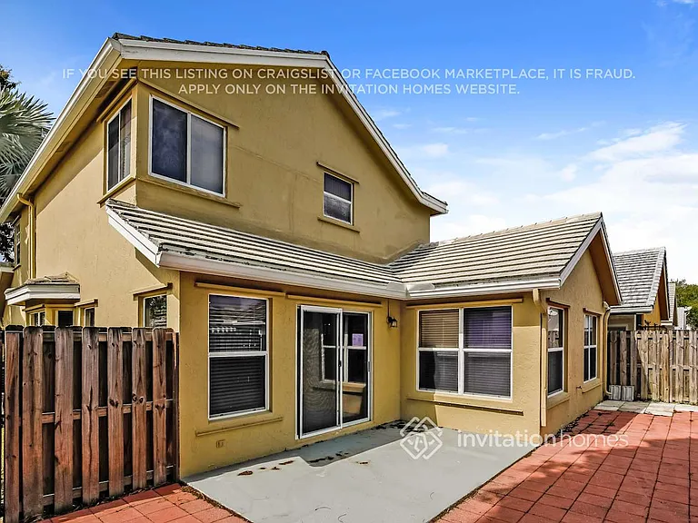 2716 Arrowwood Ct — Photo 17