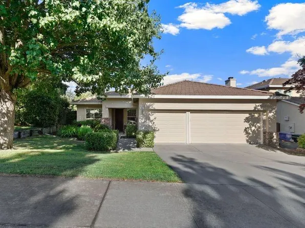 552 Hall St, Folsom, CA 95630