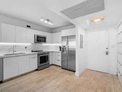 100 Lincoln Rd #511, Miami Beach, FL, 33139