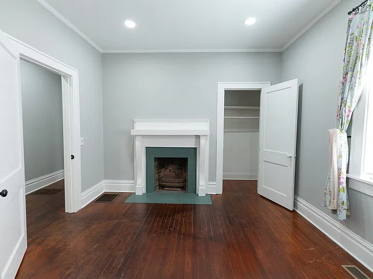 501 Steele St — Photo 49