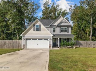 207 Gillcrest Ct, Jacksonville, NC 28540