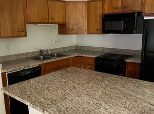 211 Versailles Blvd APT 3, Lafayette, LA 70501