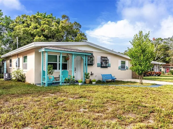 921 14th Ave NW, Largo, FL 33770