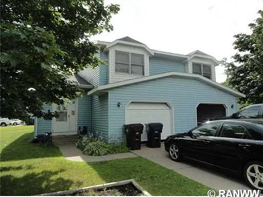 3 bed, 1500 sqft, $1,695 — Photo 2