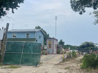 117 W Side Ln, Powells Point, NC 27966