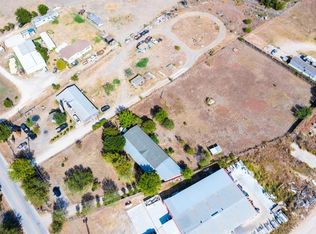 5111 Wolf Ln, Del Valle, TX 78617
