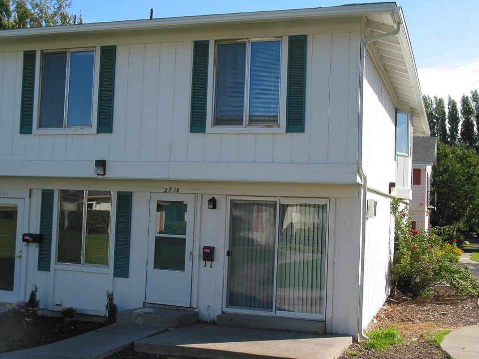 1st image of 2718 E 44th Ave