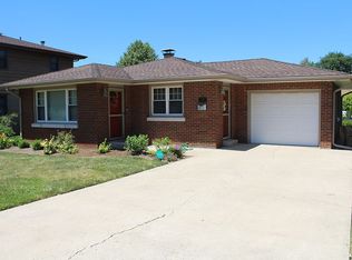 1129 Roosevelt Ave, Joliet, IL 60435