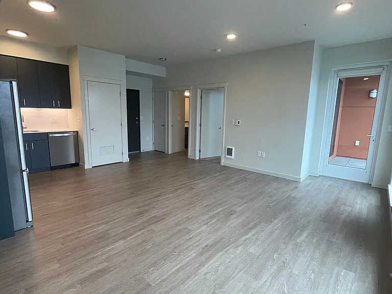 20 Bellwether — Photo 6