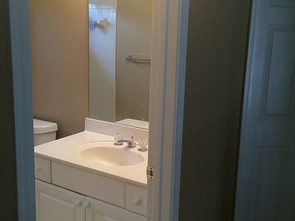 Main bathroom