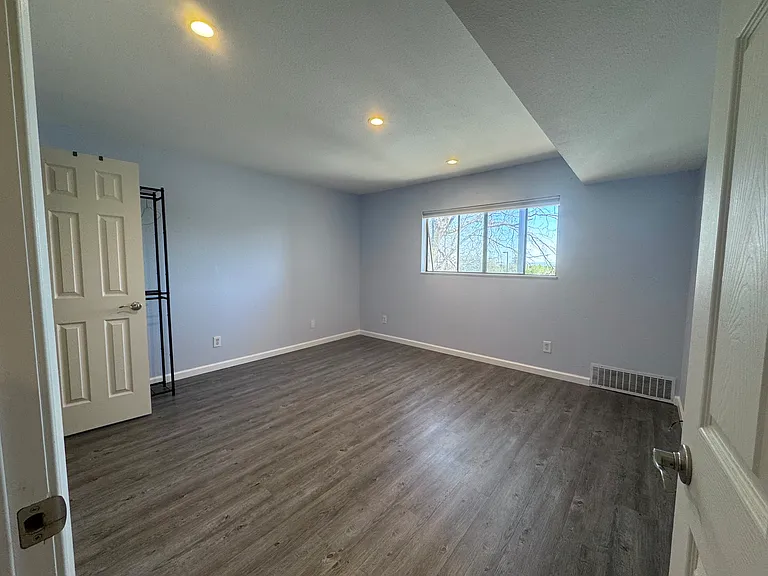 579 Wright St #203 — Photo 14