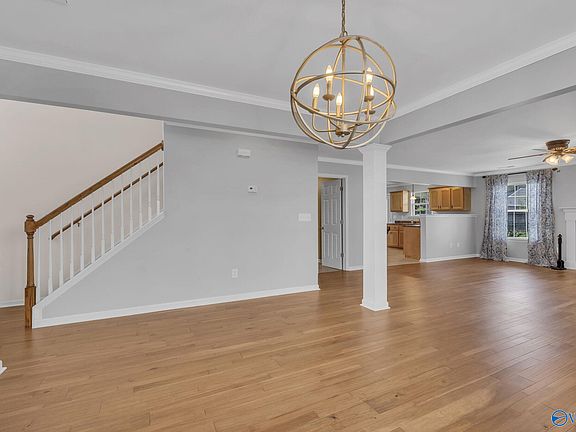 5th image of 4817 Inglewood Ct SE
