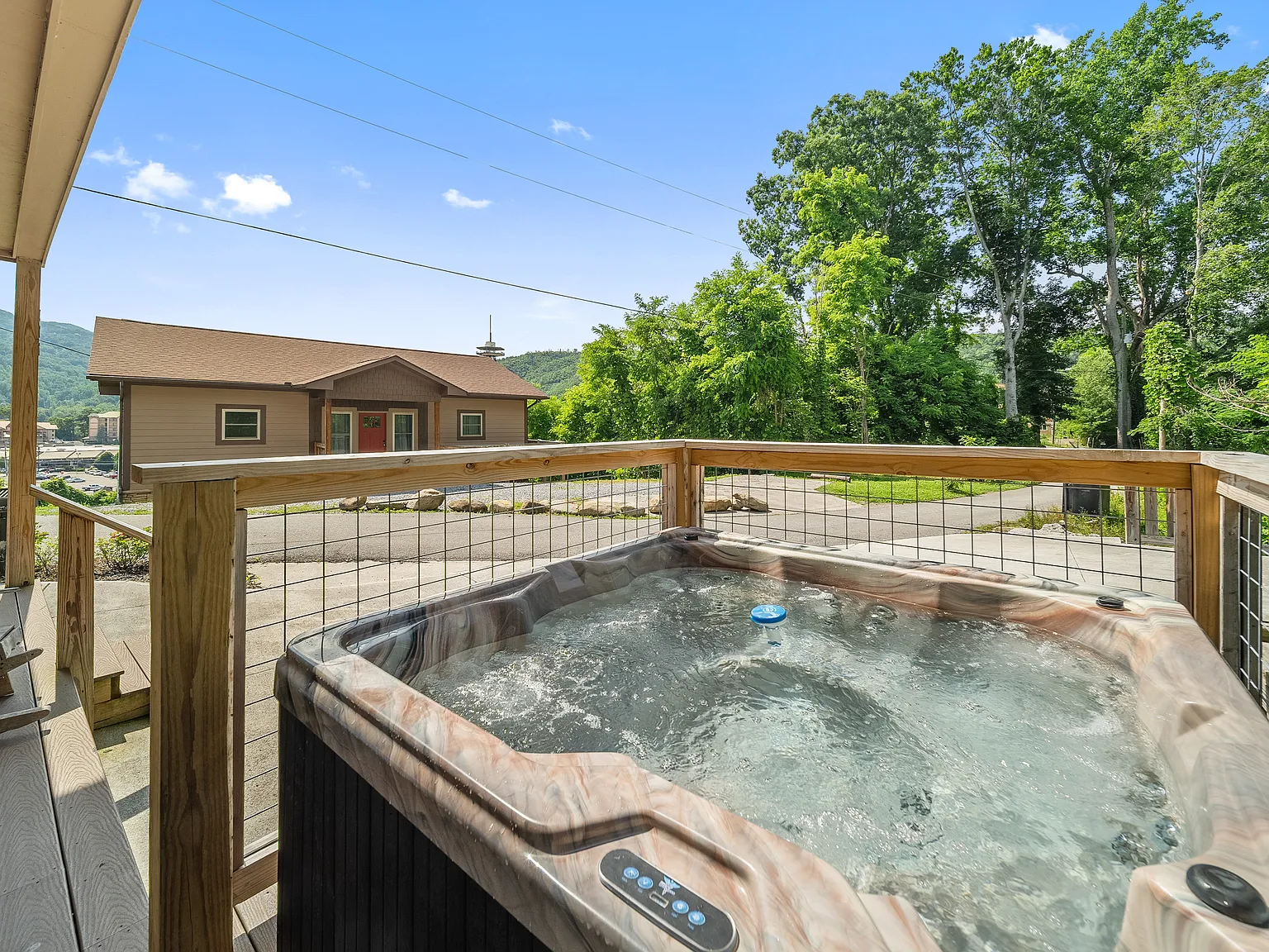 3 bed, 2240 sqft, $4,995 — Photo 1