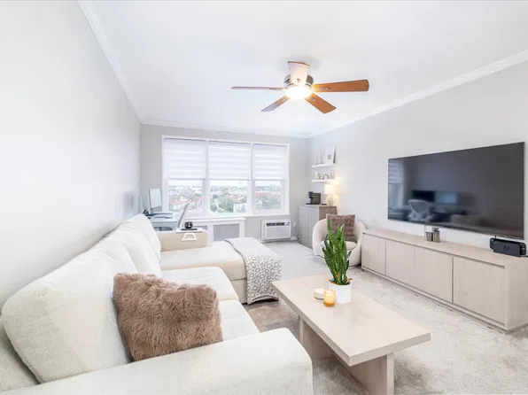 1 E Broadway APT 7A, Long Beach, NY 11561