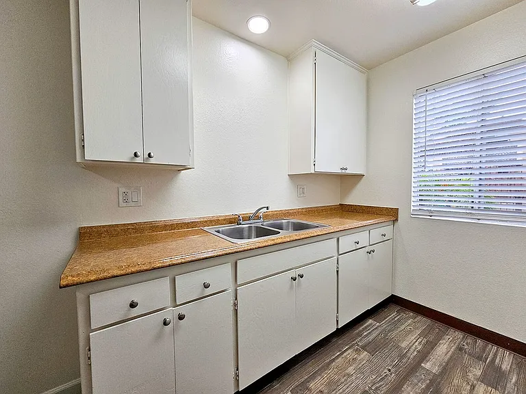 523 Grape St. — Photo 6
