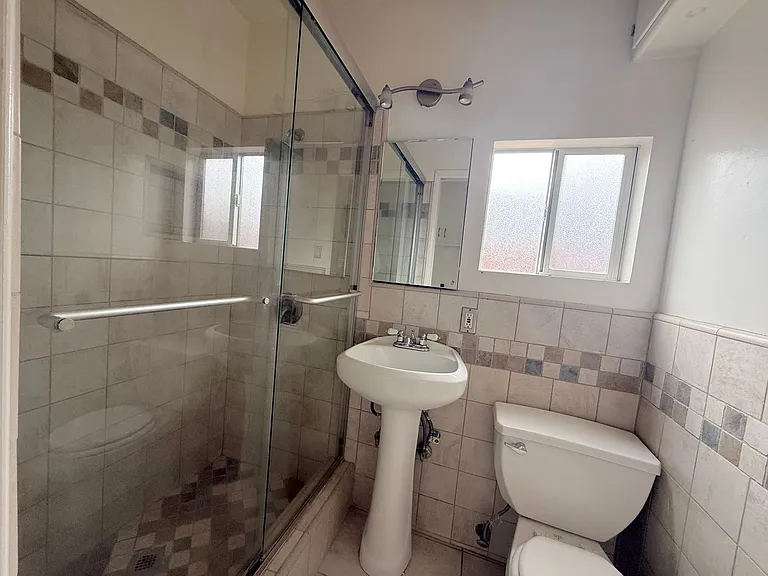 4719 La Presa Ave — Photo 13
