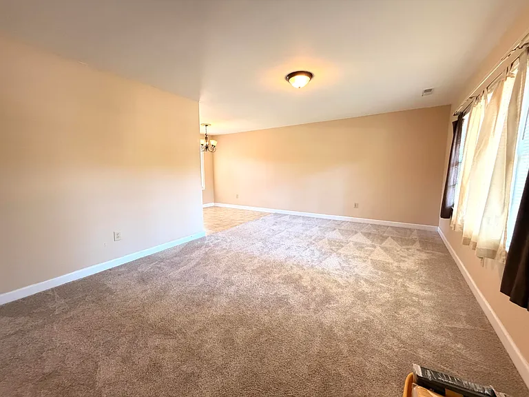 639 Windermere Blvd #A — Photo 3