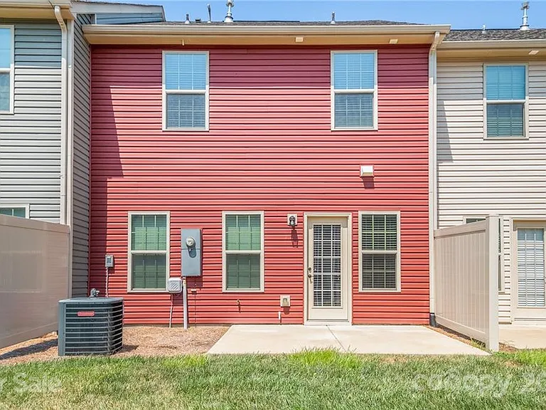 11053 Telegraph Rd NW — Photo 22