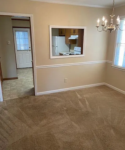 2095 Tudor St — Photo 3