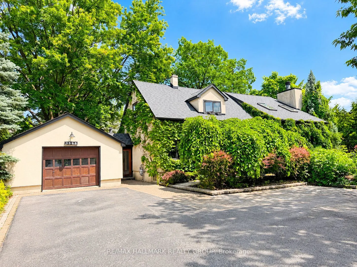 5 bed, $4,900 — Photo 1