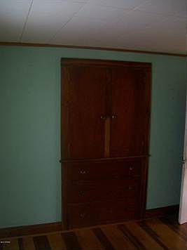 Built in Draws in Bedroom