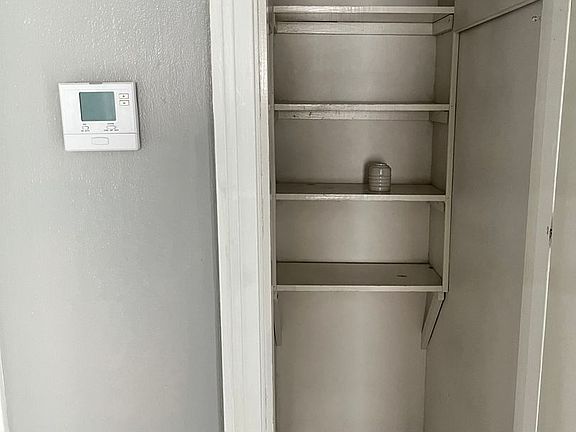 4th image of 3308 Stonewall St