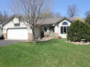 749 Pennington Pl, Vadnais Heights, MN 55127