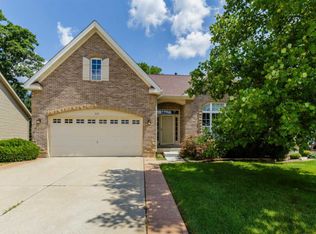 950 Ridgepointe Place Cir, Lake Saint Louis, MO 63367