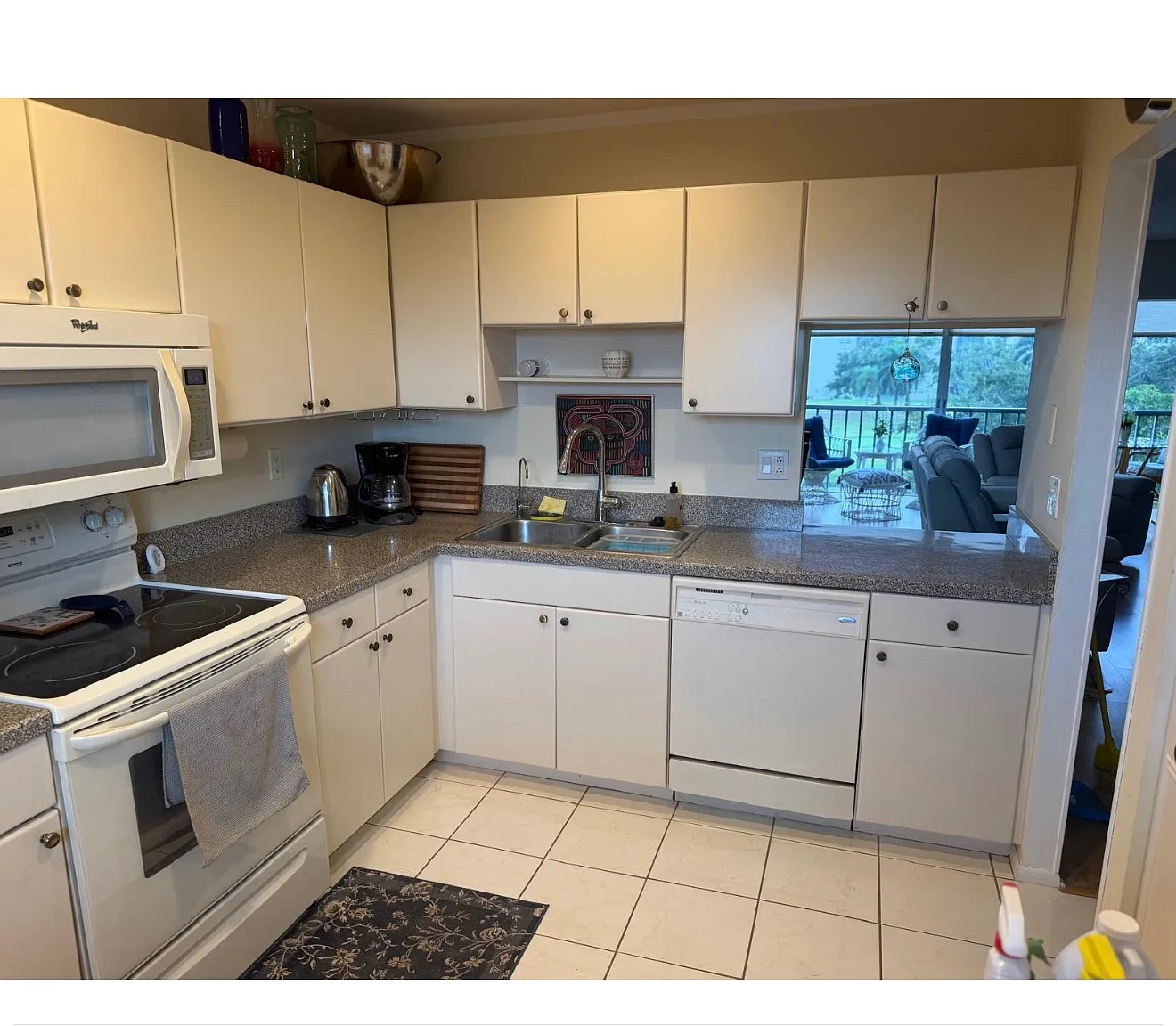 2 bed, 900 sqft, $2,800 — Photo 1