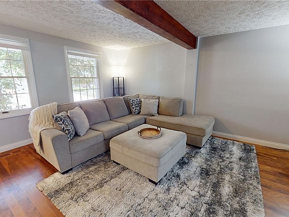 4th image of 11246 Wood Duck Ave