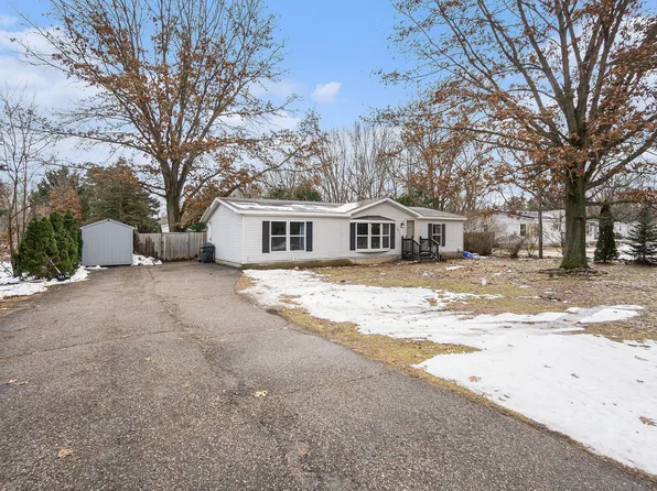 64919 30th St, Lawton, MI 49065