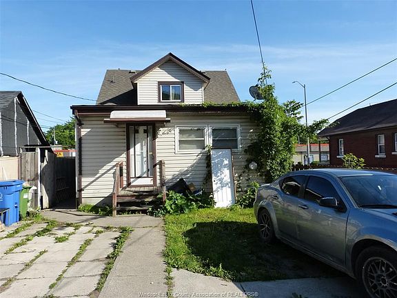 5th image of 1434 Tecumseh Blvd W