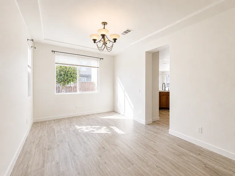 4420 Cloudywing Rd — Photo 6