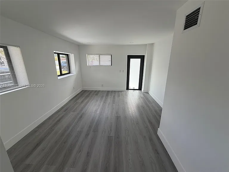 13885 NW 5th Ave — Photo 7
